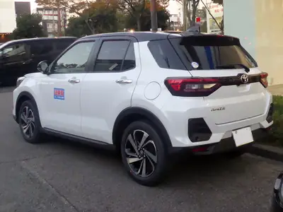 2021 Toyota Raize Z — view 2
