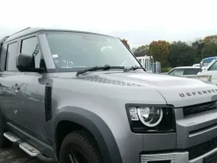 2021 Land Rover Defender 110 — view 4