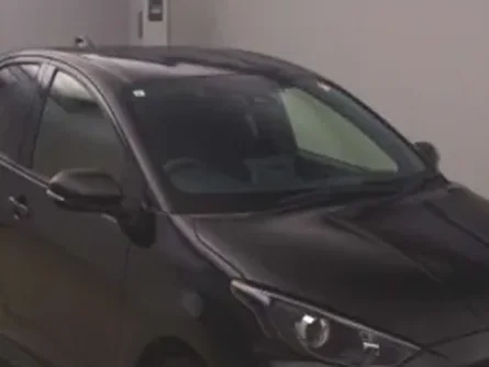 2021 Toyota Yaris 1.0 X — view 4